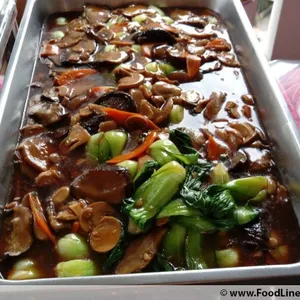 蚝油青菜 Green Vegetable w/ Oyster Sauce