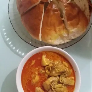 2x Golden Pillow Curry Chicken Bun @$14.8