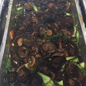 香菇小白 Siow Peh w/ Mushroom