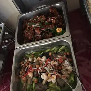 夏果芦笋炒虾球 Asparagus w/ Prawn Ball