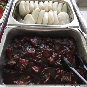 Braised Pork w/ Bun • 扣肉包(Chef's Recommended)