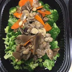 Broccoli with Mixed Mushroom
