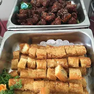 蜜汁排骨 Pork Ribs w/ Honey Sauce