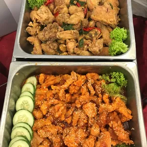 Honey Sauce Pork •排骨王(Chef's Recommended)