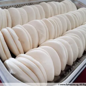 扣肉包 Chinese Bun w/ Stewed Pork