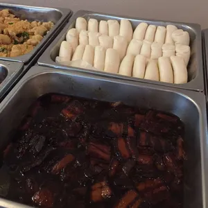 扣肉馒头 Braise Pork w/ Bun