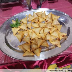 炸咖哩角 Deep Fried Samosa