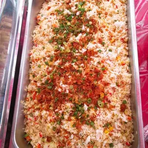 蟹肉咸鱼炒饭 Fried Rice w/ Crabmeat & Salted Fish