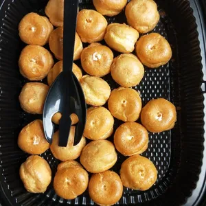 Mini Chocolate Eclair