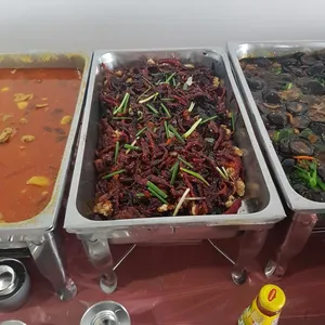 宫保鸡丁 Chicken w/Dried Chilli