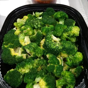 Broccoli with Mixed Mushroom