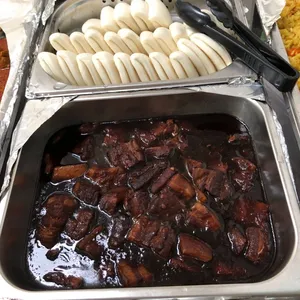 Braised Pork w/ Bun • 扣肉包(Chef's Recommended)