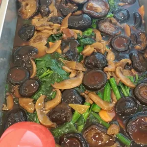 香菇芥兰 Kailan w/Mushrooms