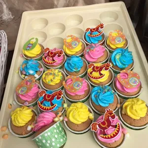 Happy Cupcakes