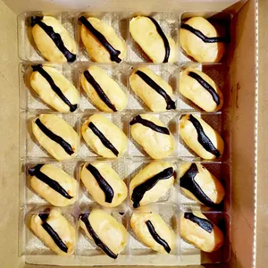 Mini Chocolate E’clair (20pcs)