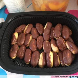 Mini Chocolate Eclair