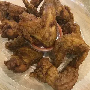 1x Fried Chicken Wings 炸鸡翅膀 (6pcs) @$9