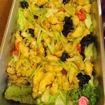 西芹炒鱼片 Sliced Fish w/ Celery