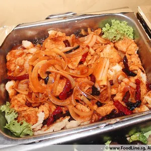 Sliced Fish w/ Dried Chilli • 宫保鱼片(Chef's Recommended)