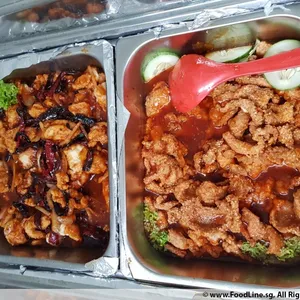 Honey Sauce Pork •排骨王(Chef's Recommended)
