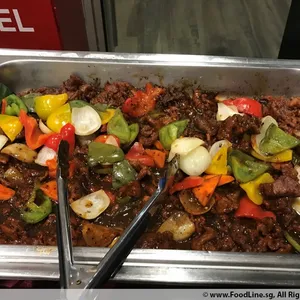 Wok Fried Sliced Beef with Black Pepper 黑椒牛肉
