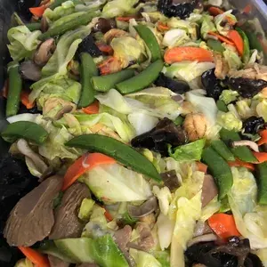 香炒素根包菜 Cabbage w/ Assorted Mushroom (NEW)