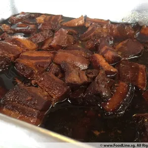 扣肉馒头 Braise Pork w/ Bun
