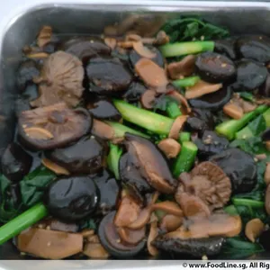 香菇芥兰 Kailan w/Mushrooms