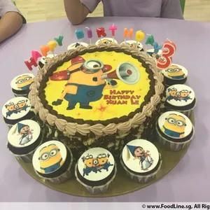 1x Minion Assemble @$78.9 (Size : Deluxe (9 Inch Cake + 14 Cupcakes)) (Eggless? : No) (Big Candles : 3) (Small Candles : 3)