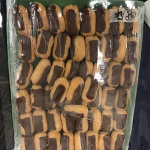 Mini Chocolate Éclair