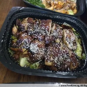 Broiled Succulent Kaboyaki Chicken with Sesame