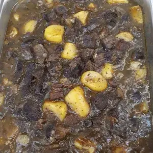 Beef Cubes with Potato Puree