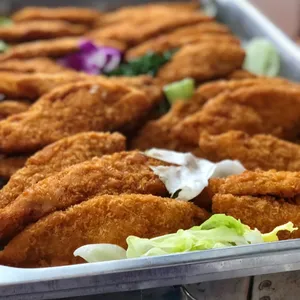Breaded Fish Fillet w Tartar Dip