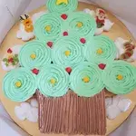 1x Christmas Tree Cupcakes @$47.9 (CupCake Flavour & Filling: Rainbow Sponge / Fresh Cream) (Add On 3D Letters ($2/letter): No) (Add on Handwritten Message: No)