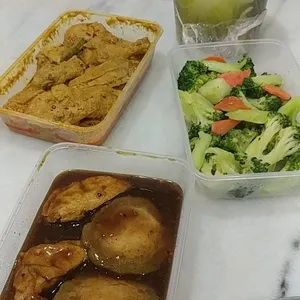 Dishes: 3 Dishes + 1 Soup