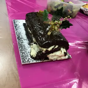 Christmas Log Cake (500g)