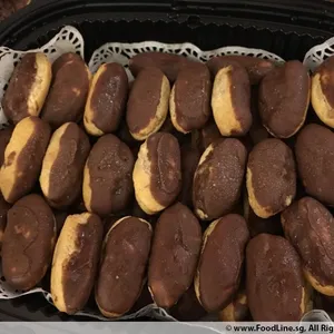 Mini Chocolate Eclair