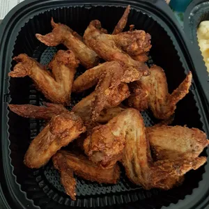 Spicy Mixed Herbs Chicken Wings