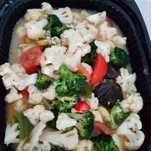 Sauteed Broccoli and Cauliflower with Garlic Butter