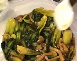 Shanghai Green with Brasato Mushroom In Studium | Customer Photo | QQ Catering