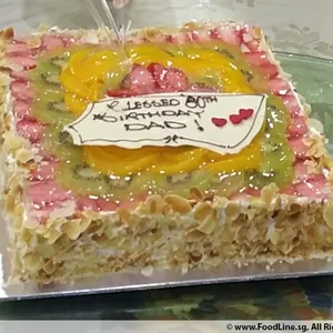 1x Fruit Flan @$110 (Weight: 2 kg) (Qty of Big Candles: 8) (Qty of Small Candles: 0)