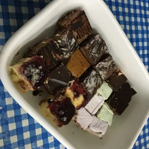 1x Cake Party Pack @$33 (Flavour: Chocolate Truffle (Low Sugar)) (Flavour: Avocado & Aloe Vera) (Flavour: Strawberry Marshmallow) (Flavour: New York Cheesecake) (Flavour: Oreo Cheesecake) (Flavour: Yam)