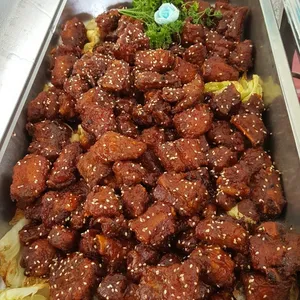 蜜汁排骨 Pork Ribs w/ Honey Sauce