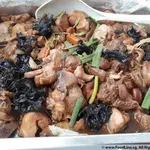 金针香菇木耳鸡 Braised Chicken w/Mushrooms & Fungus