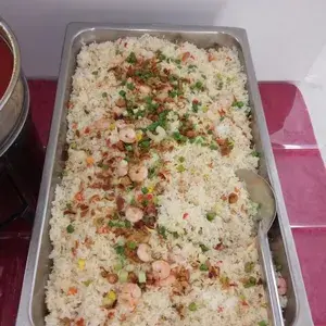 虾仁炒饭 Fried Rice w/ Shrimp