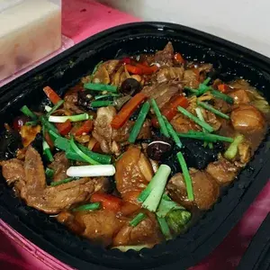 金针木耳鸡 Braised Chicken w/ Fungus