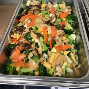 Baby Kailan with Mushroom Concoction 香菇小芥兰