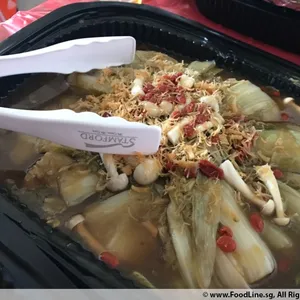 Baby Cabbage with Conpoy and Mushroom in Abalone Sauce