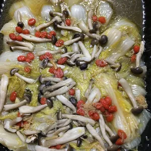 Baby Cabbage with Conpoy and Mushroom in Abalone Sauce
