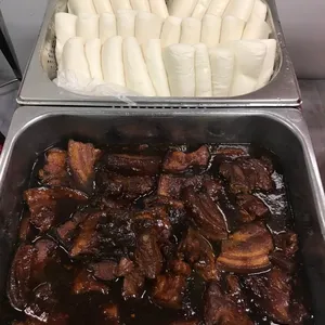 Braised Pork w/ Bun • 扣肉包(Chef's Recommended)